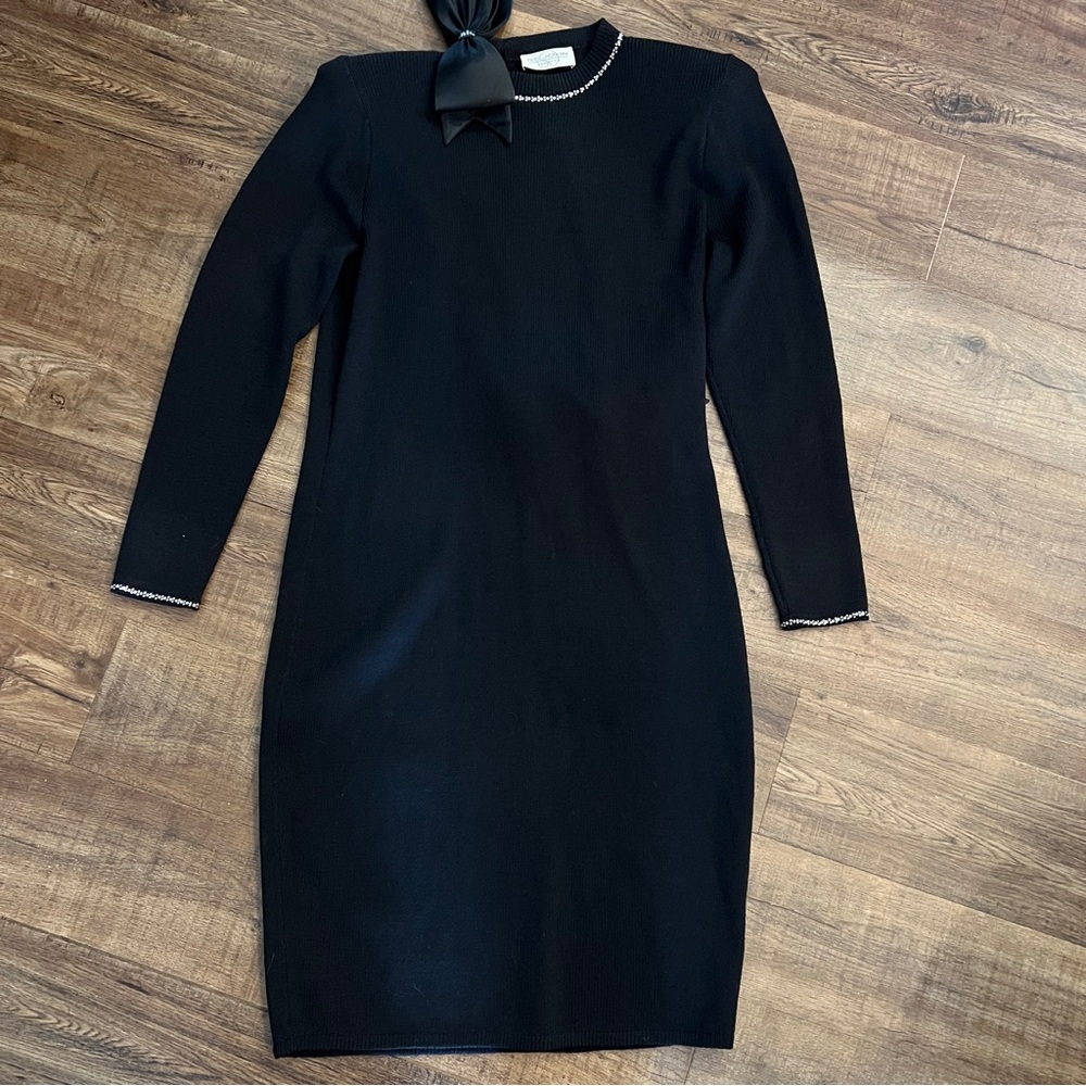 St John Evening Santana Knit Bow Dress Black Rhinestone Trim Vintage size 8 USA